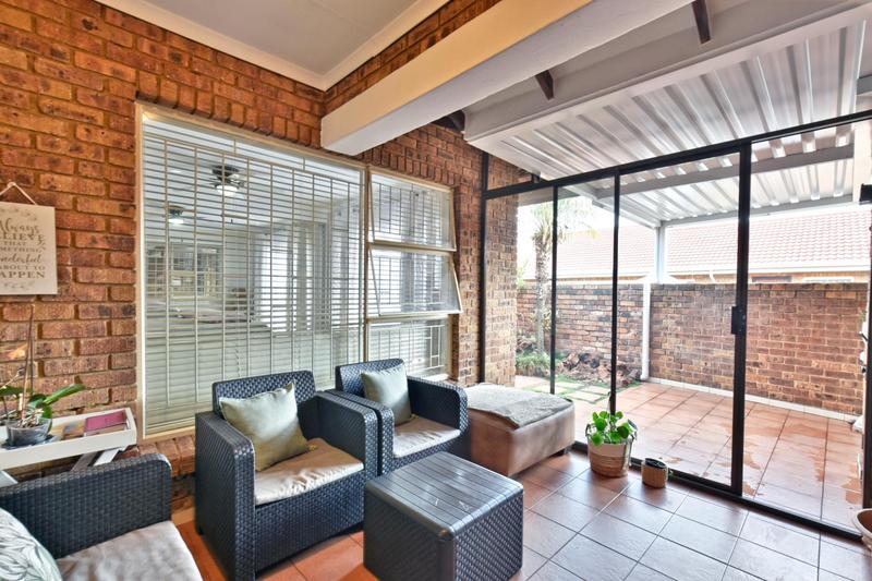2 Bedroom Property for Sale in New Redruth Gauteng