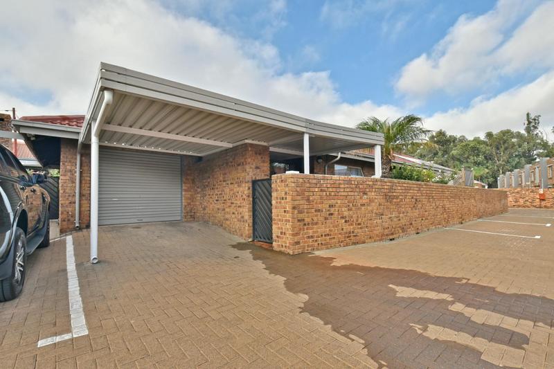 2 Bedroom Property for Sale in New Redruth Gauteng