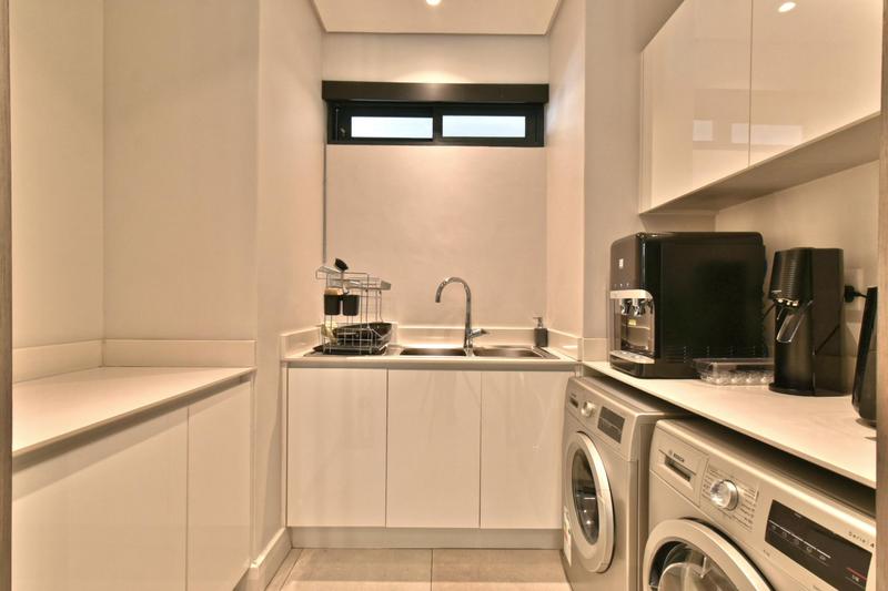 2 Bedroom Property for Sale in Melrose Gauteng