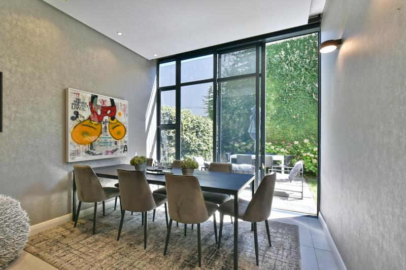 2 Bedroom Property for Sale in Melrose Gauteng