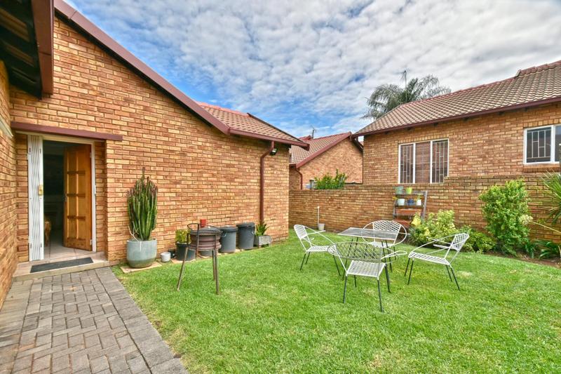 3 Bedroom Property for Sale in Honeydew Gauteng