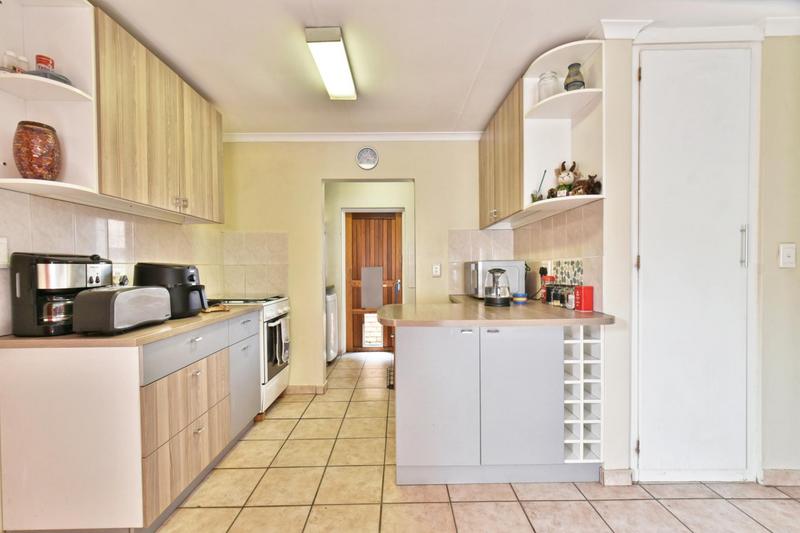 3 Bedroom Property for Sale in Honeydew Gauteng