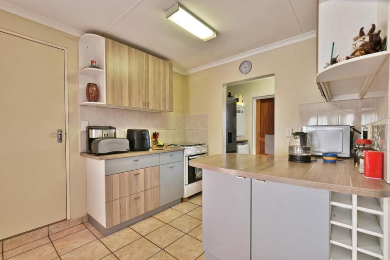 3 Bedroom Property for Sale in Honeydew Gauteng