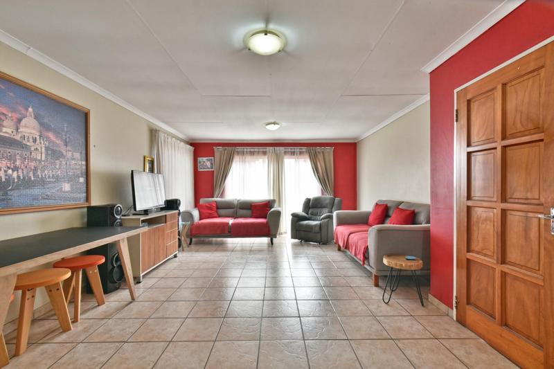 3 Bedroom Property for Sale in Honeydew Gauteng