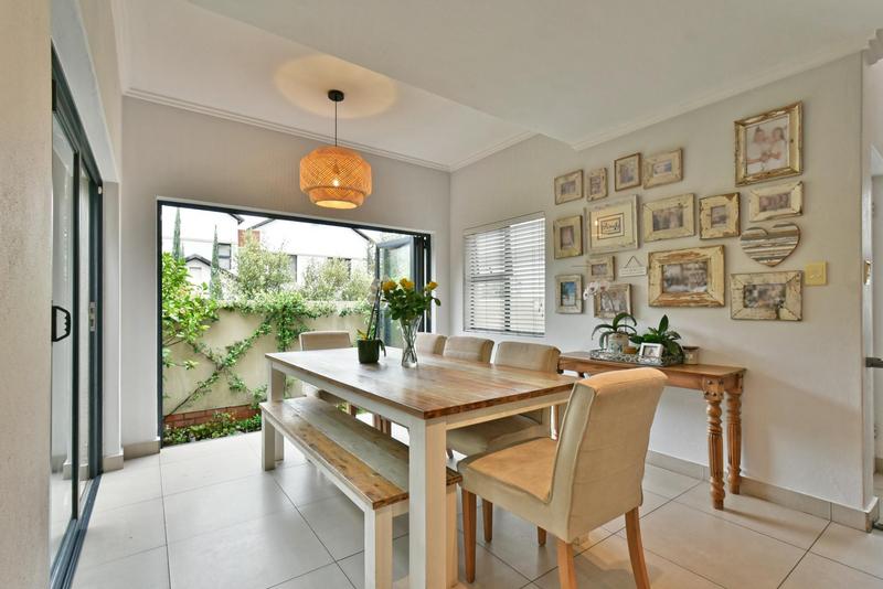 3 Bedroom Property for Sale in Broadacres Gauteng