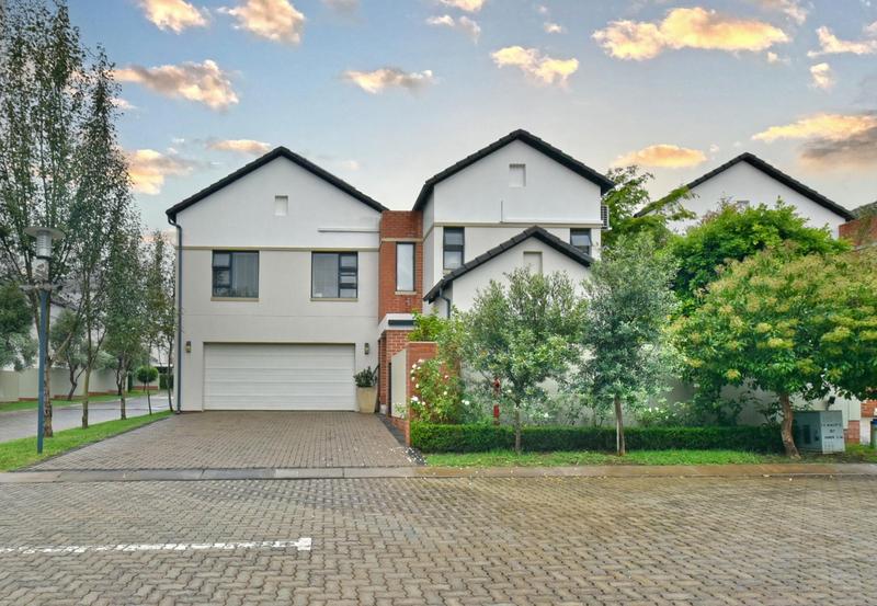 3 Bedroom Property for Sale in Broadacres Gauteng