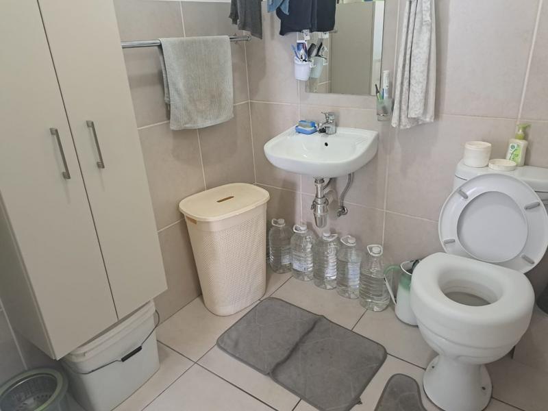 1 Bedroom Property for Sale in Montana Gauteng