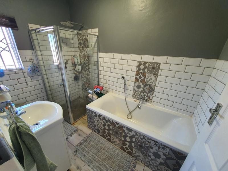 3 Bedroom Property for Sale in The Orchards Gauteng