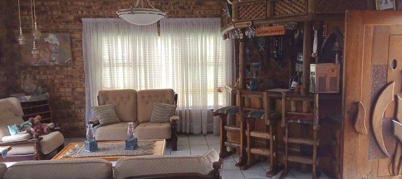 3 Bedroom Property for Sale in Theresa Park Gauteng