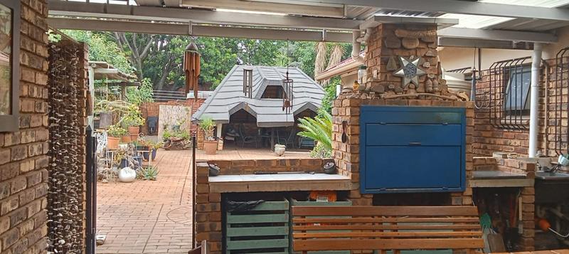 3 Bedroom Property for Sale in Theresa Park Gauteng