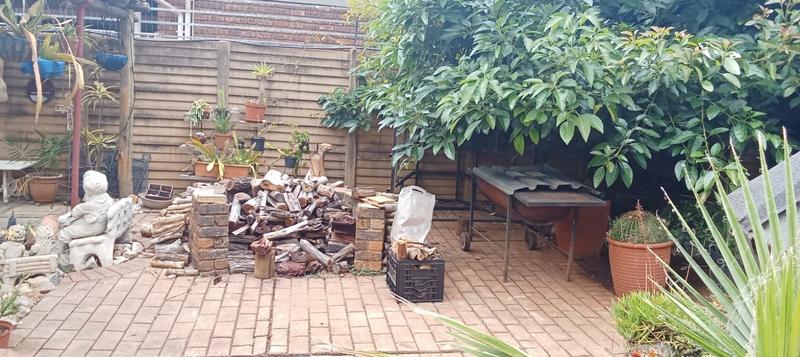 3 Bedroom Property for Sale in Theresa Park Gauteng