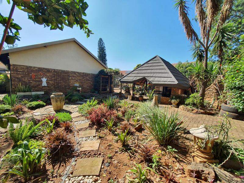 3 Bedroom Property for Sale in Theresa Park Gauteng