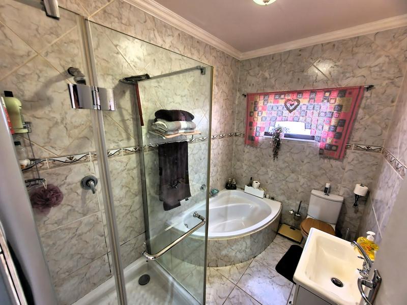 3 Bedroom Property for Sale in Theresa Park Gauteng