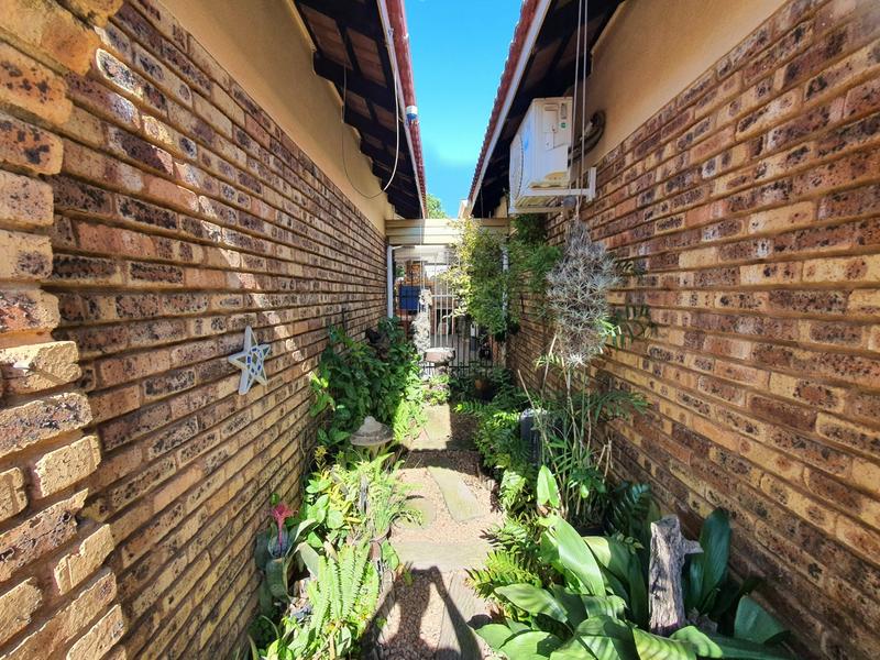 3 Bedroom Property for Sale in Theresa Park Gauteng