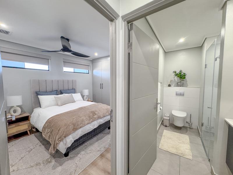 2 Bedroom Property for Sale in Midfield Estate Gauteng
