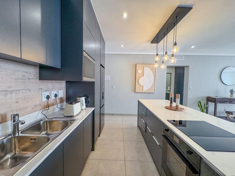 2 Bedroom Property for Sale in Midfield Estate Gauteng