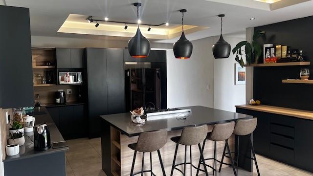 4 Bedroom Property for Sale in Midstream Ridge Gauteng