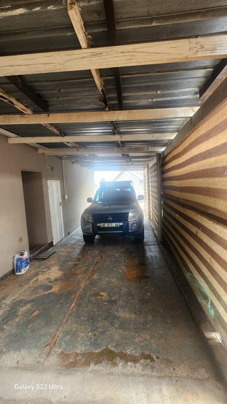 To Let 3 Bedroom Property for Rent in Greenhills Gauteng