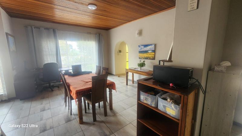 To Let 3 Bedroom Property for Rent in Greenhills Gauteng