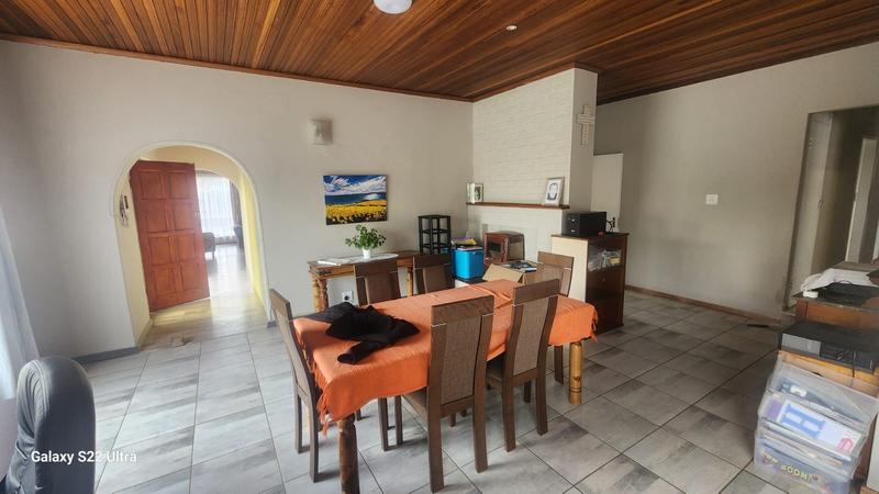 To Let 3 Bedroom Property for Rent in Greenhills Gauteng