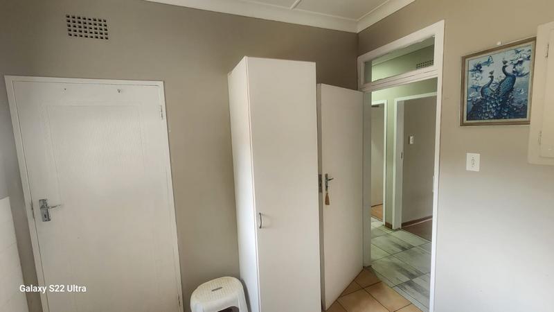 To Let 3 Bedroom Property for Rent in Greenhills Gauteng