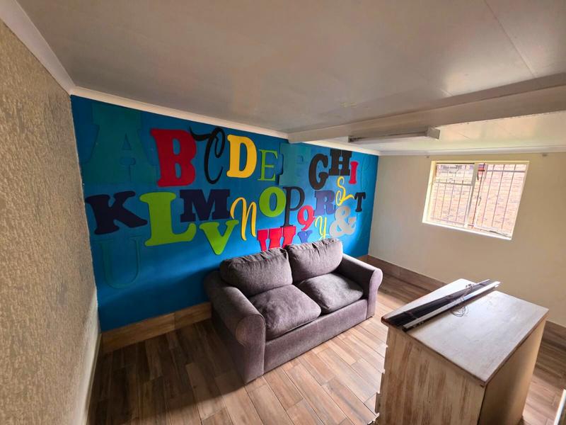 To Let 4 Bedroom Property for Rent in Glen Marais Gauteng