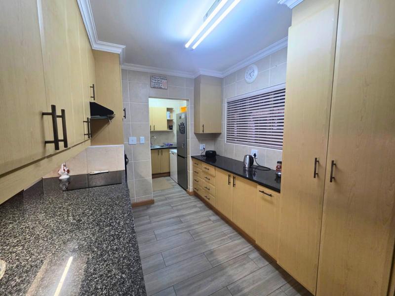 2 Bedroom Property for Sale in Norton Home Estate AH Gauteng