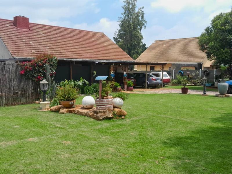 3 Bedroom Property for Sale in Rhodesfield Gauteng