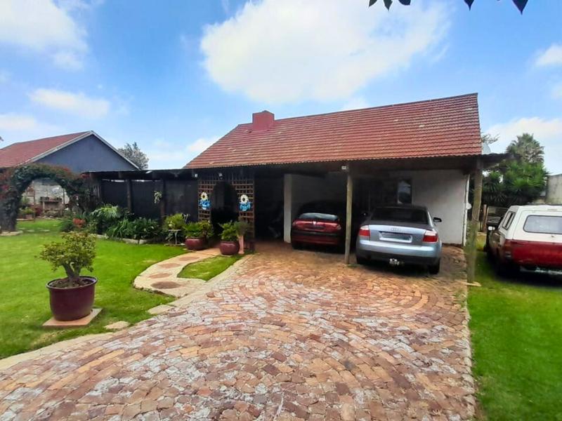 3 Bedroom Property for Sale in Rhodesfield Gauteng