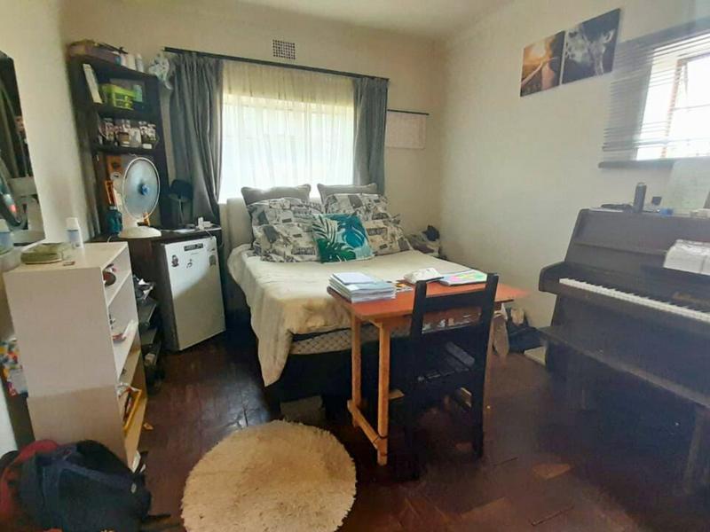 3 Bedroom Property for Sale in Rhodesfield Gauteng