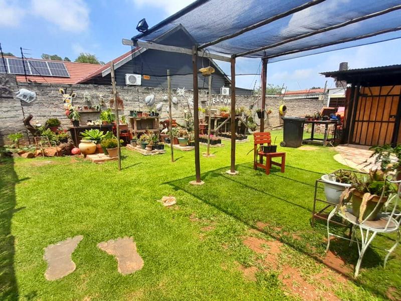 3 Bedroom Property for Sale in Rhodesfield Gauteng