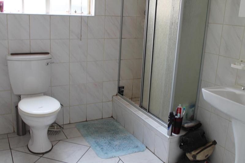 2 Bedroom Property for Sale in Eden Glen Gauteng