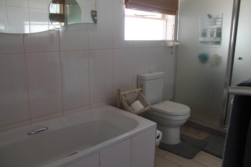 3 Bedroom Property for Sale in Eden Glen Gauteng