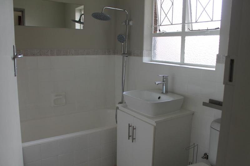 1 Bedroom Property for Sale in Edenvale Central Gauteng