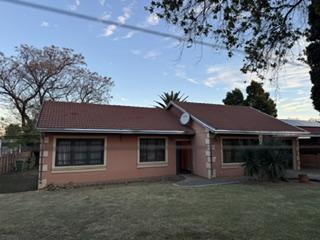 To Let 3 Bedroom Property for Rent in Mayberry Park Gauteng