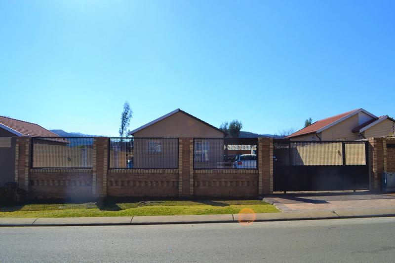 2 Bedroom Property for Sale in Alveda Park Gauteng