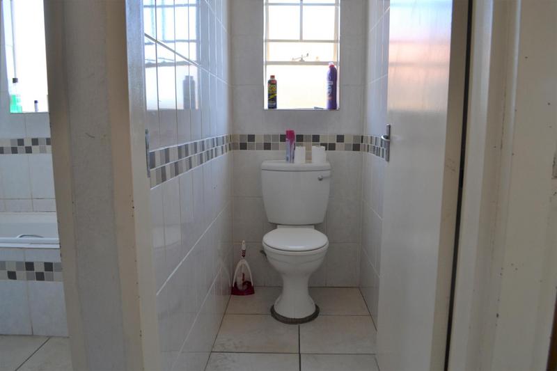 2 Bedroom Property for Sale in Alveda Park Gauteng