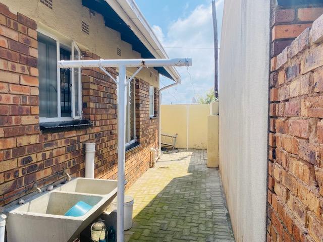 3 Bedroom Property for Sale in Diepkloof Zone 4 Gauteng