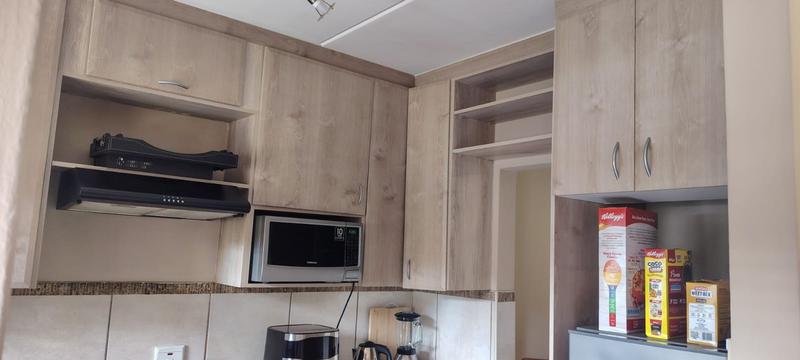 2 Bedroom Property for Sale in Willowbrook Gauteng