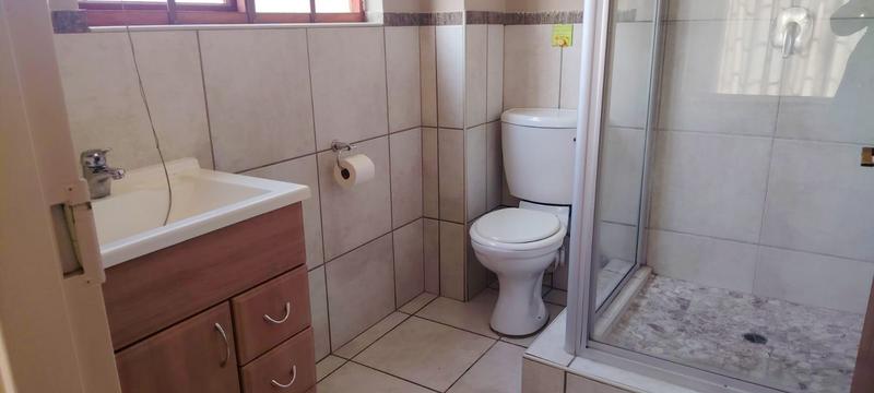 2 Bedroom Property for Sale in Willowbrook Gauteng