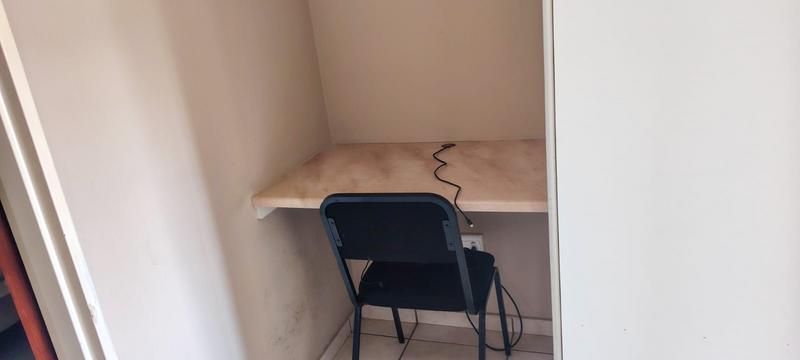 2 Bedroom Property for Sale in Willowbrook Gauteng