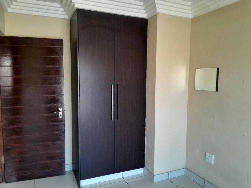 2 Bedroom Property for Sale in Ravenswood Gauteng