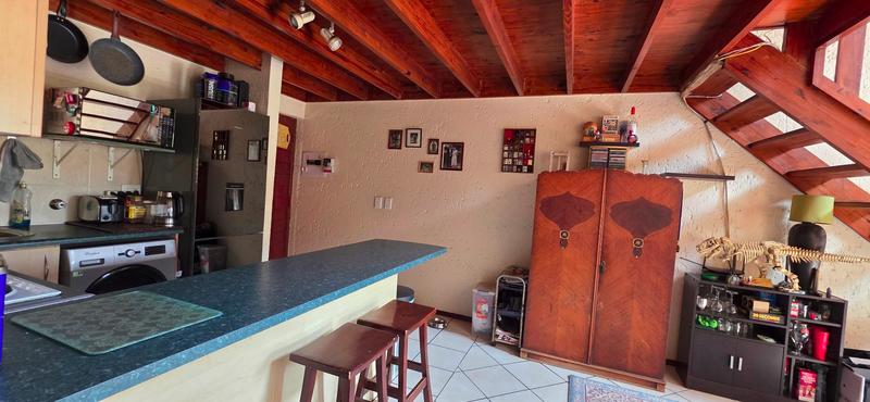 1 Bedroom Property for Sale in Douglasdale Gauteng