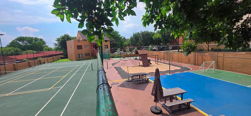 1 Bedroom Property for Sale in Douglasdale Gauteng