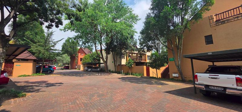 1 Bedroom Property for Sale in Douglasdale Gauteng