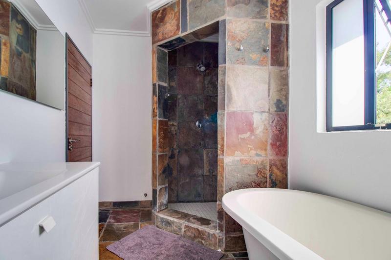 5 Bedroom Property for Sale in Ruimsig Gauteng