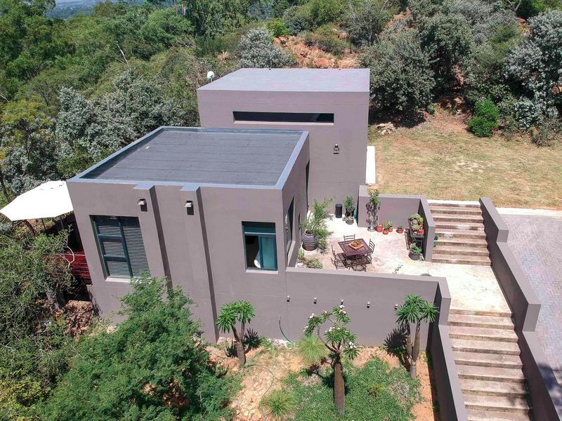 5 Bedroom Property for Sale in Ruimsig Gauteng