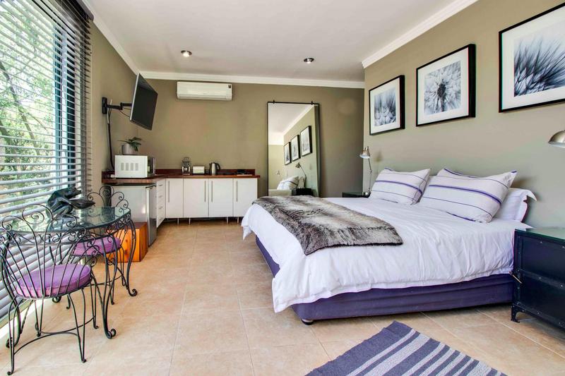 5 Bedroom Property for Sale in Ruimsig Gauteng
