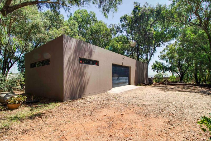 5 Bedroom Property for Sale in Ruimsig Gauteng