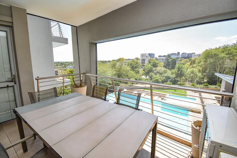 To Let 2 Bedroom Property for Rent in Sandhurst Gauteng